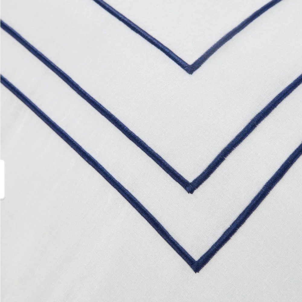 Nautica White and Blue Duvet Cover Set Open Box - Picture 4 of 7